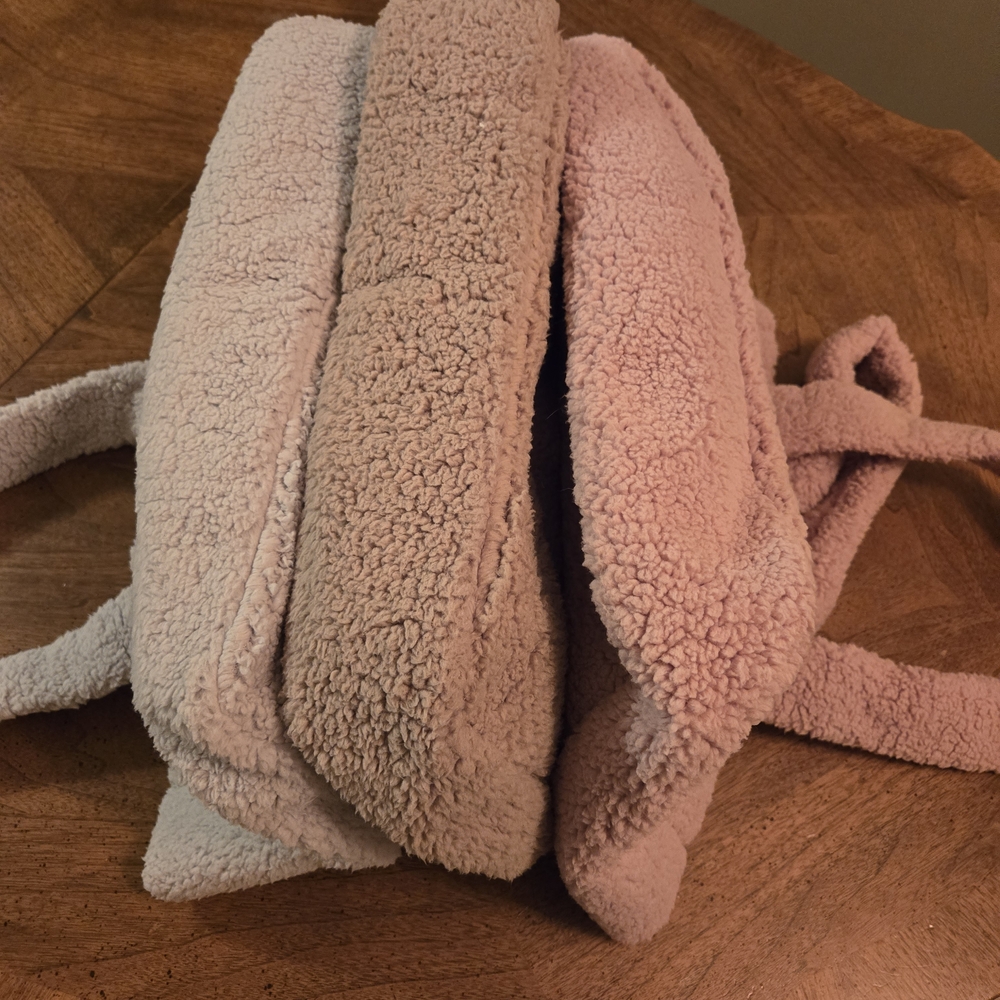 Cozy Sherpa Tote Bag - Pink and Tan - Picture 6 of 6
